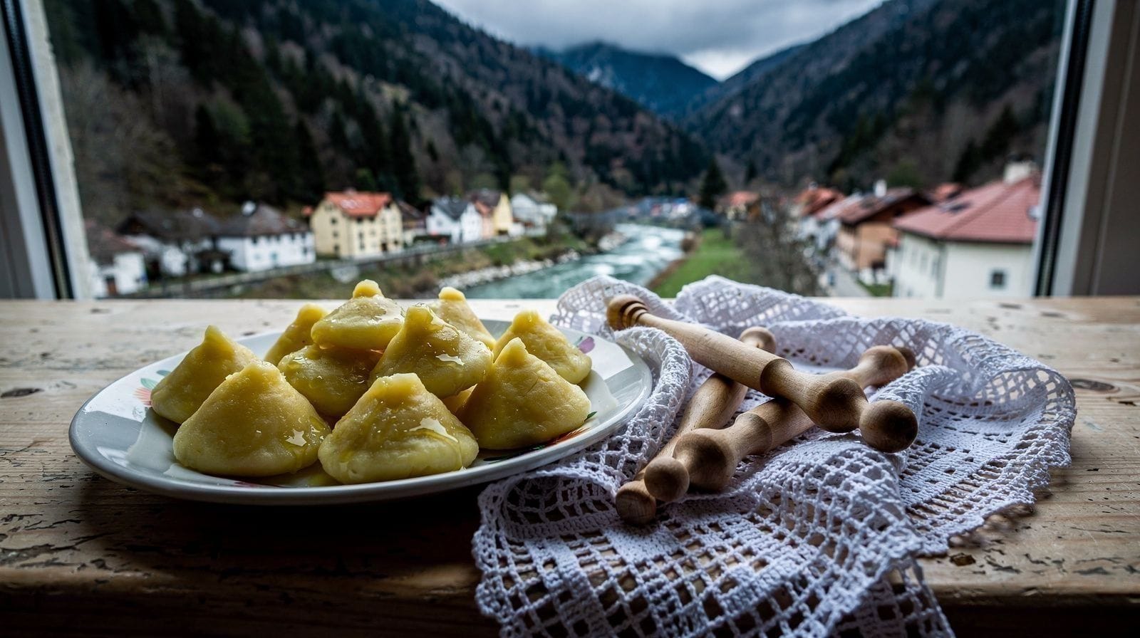Idrija: a Cidade do Mercúrio da Eslovénia, Terra dos Zlikrofi e da Renda