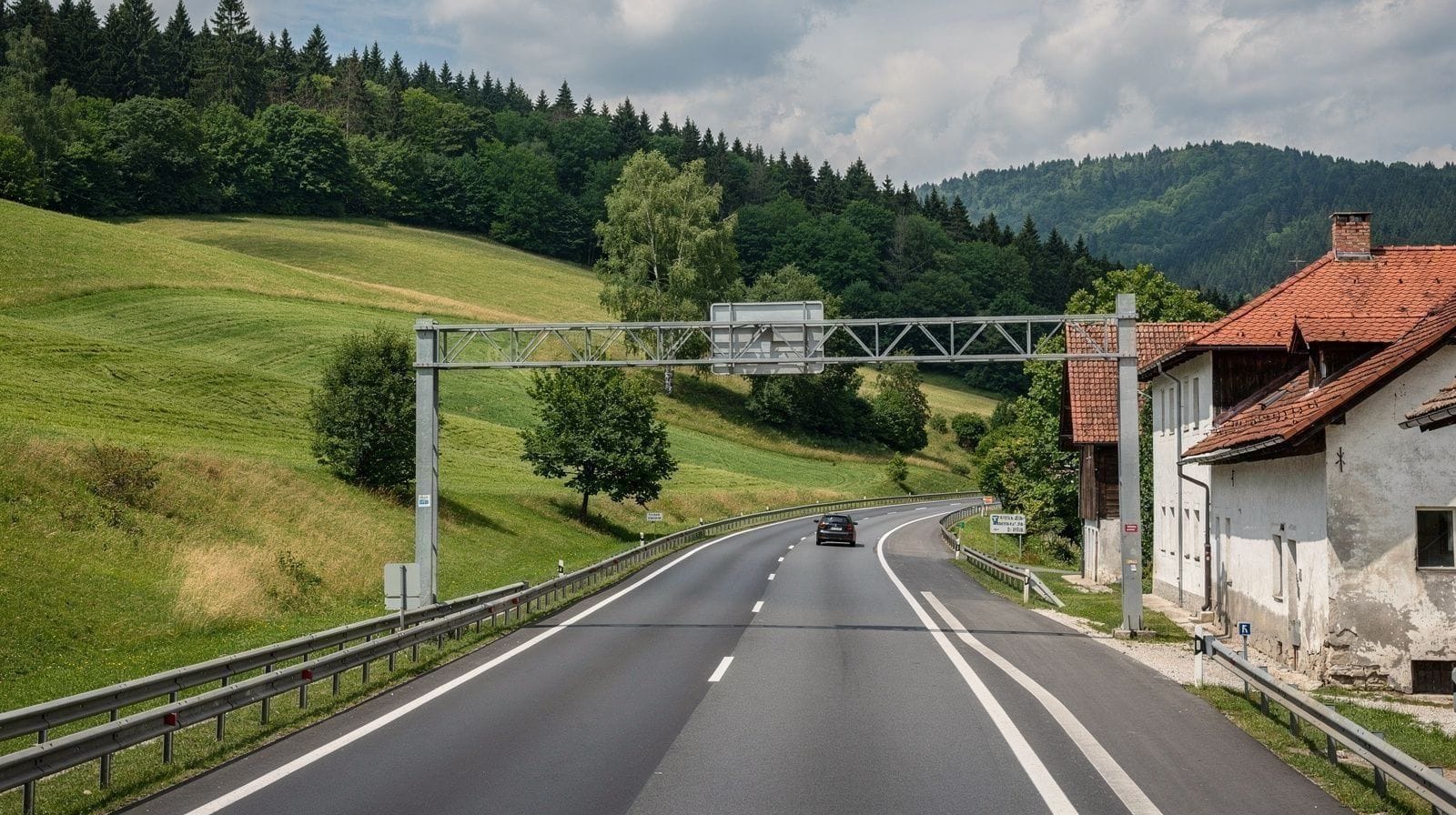 The Slovenia Vignette: e-Vinjeta Prices and Rules
