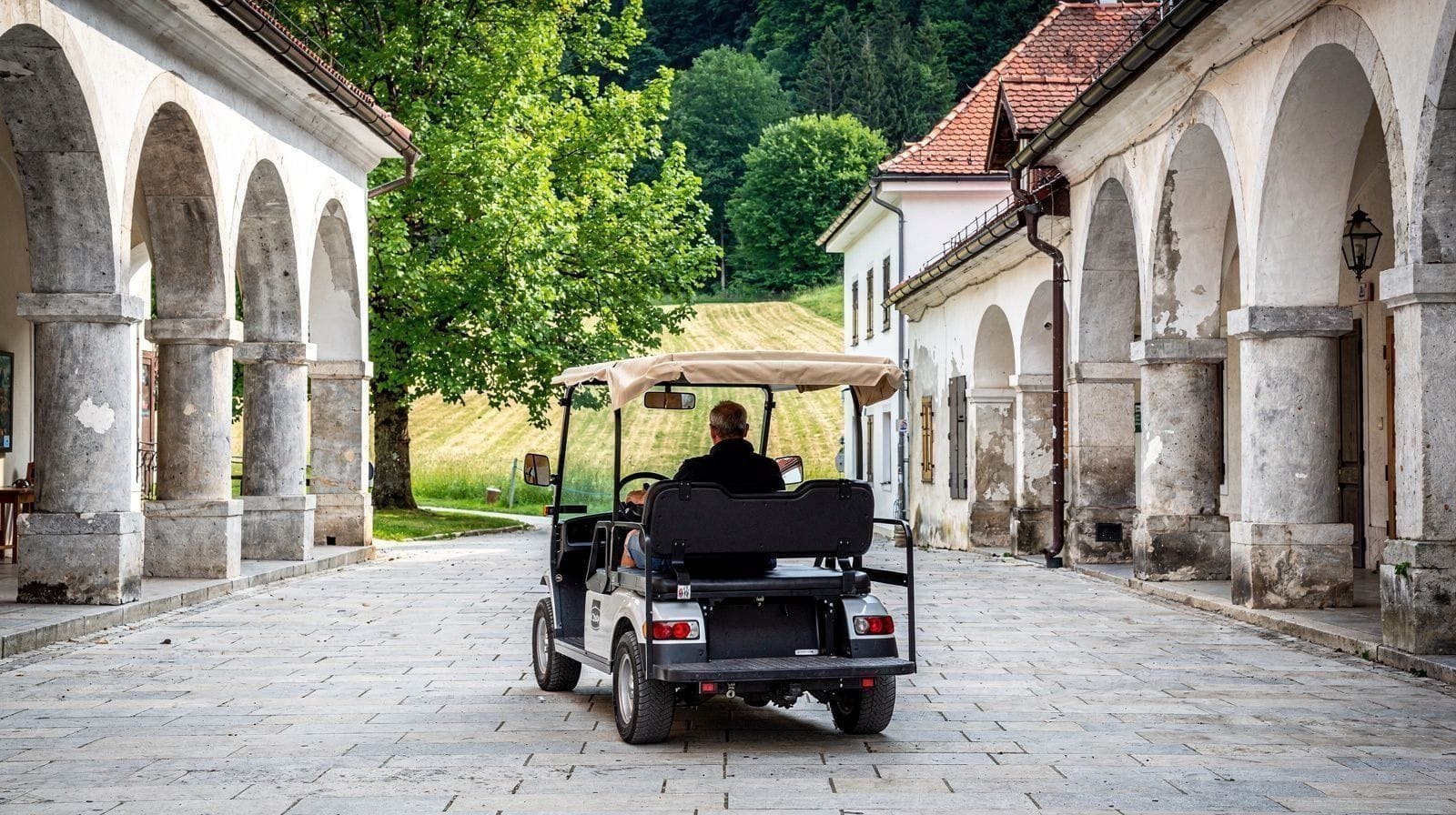 Weekend bez samochodu w Ljubljanie, nad Bledem i w Postojnej